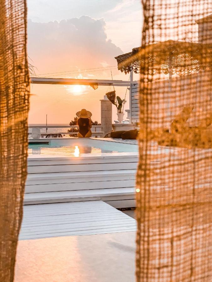 モノーポリ Playa Del Mar - Adults Only Bed & Breakfast エクステリア 写真