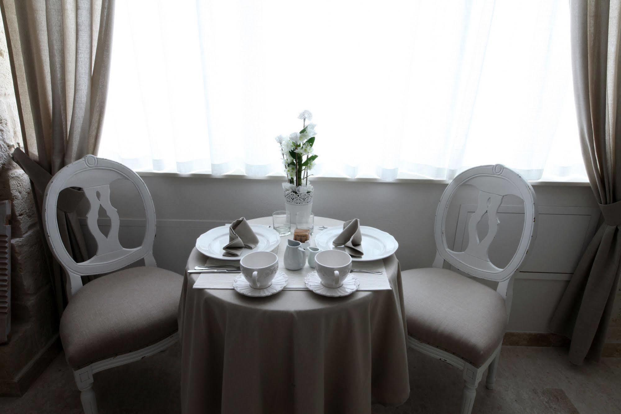 モノーポリ Playa Del Mar - Adults Only Bed & Breakfast エクステリア 写真